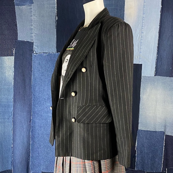 Vintage 90’s Prima Donna Pinstripe Blazer w/button Detail Sz S - Picture 5 of 9